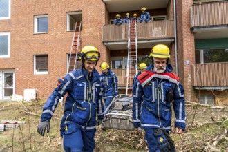 Rescue and recovery of people after a drone attack on residential buildings in a civil defence