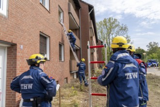 Rescue and recovery of people after a drone attack on residential buildings in a civil defence