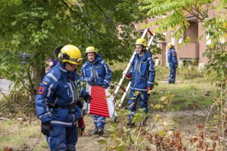 Rescue and recovery of people after a drone attack on residential buildings in a civil defence