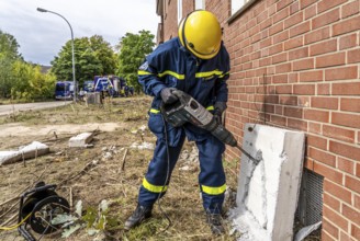 Rescue and recovery of people after a drone attack on residential buildings in a civil defence