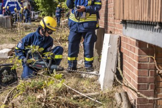 Rescue and recovery of people after a drone attack on residential buildings in a civil defence