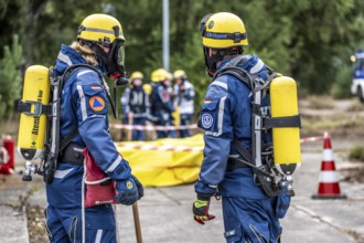 Rescue and recovery of people in an area possibly affected by hazardous substances, operation under