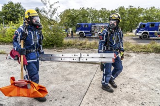 Rescue and recovery of people in an area possibly affected by hazardous substances, operation under