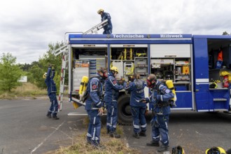 Rescue and recovery of people in an area that may be affected by hazardous substances, equipping in