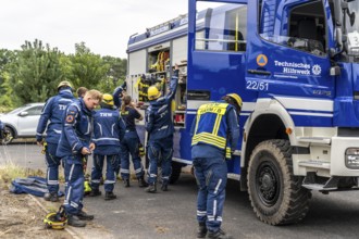 Rescue and recovery of people in an area that may be affected by hazardous substances, equipping in
