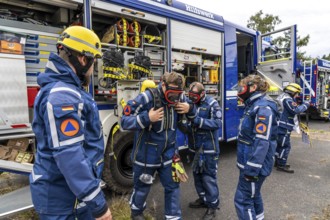 Rescue and recovery of people in an area that may be affected by hazardous substances, equipping in