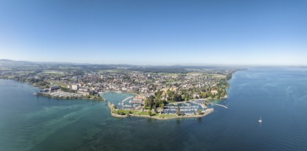 Harbour area, ferry port, yacht harbour, marina of the town of Romanshorn with Seepark, far left