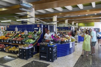 The central market, market hall, Mercado Municipal de Lagos, on three floors, offering all kinds of