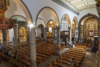 Faro, the cathedral of Faro, nave, interior, altars, Algarve, Portugal