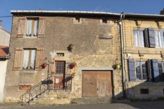 Historic house façade, yellow sandstone, Marville, Renaissance village, Département Meuse, Grand