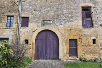Historic house façade, yellow sandstone, Marville, Renaissance village, Département Meuse, Grand