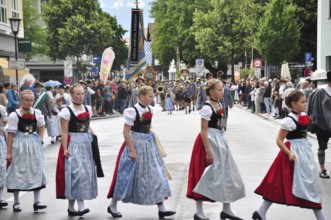 Customs, tradition, traditional traditional costume, traditional costume children, parade, festival
