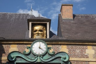 Grand Marionnettiste, marionette, automaton clock, International Puppet Centre, capital of