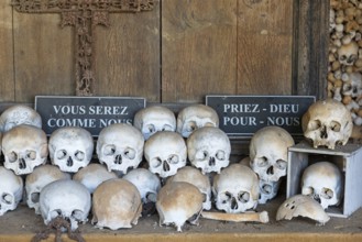 Skulls, skeletons, ossuary, Saint-Hilaire cemetery, Marville, Renaissance village, Département