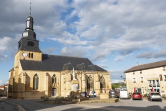 Church of Saint-Nicolas, village square, Marville, Renaissance village, Département Meuse, Grand