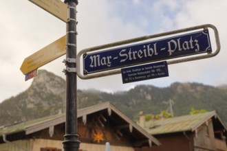 Max-Streibl-Platz in Oberammergau, Max Streibl, politics, politician, Prime Minister, Lüftlmalerei,