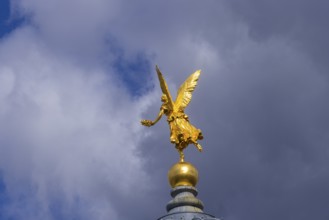 Fama (the goddess of rumours) on the dome of the Academy of Fine Arts, Dresden, Saxony, Germany