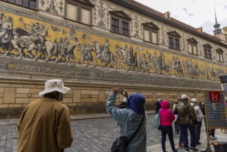 Procession of princes with tourists, Dresden, Saxony, Germany
