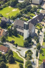 Aerial view, Catholic Church of the Sacred Heart of Jesus in Rünthe, Bergkamen, Ruhr area, North