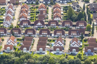 Aerial view, terraced houses, housing estate Espenweg in Weddinghofen, Bergkamen, Ruhr area, North