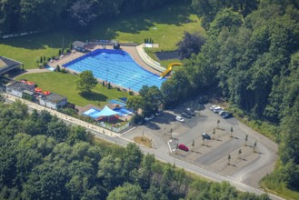 Aerial photo, Förderverein Freibad Neheim e.V., Neheim, Arnsberg, Sauerland, North