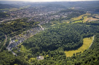 Aerial view, housing estate Unterm Römberge, Römberg forest area, Arnsberg, Sauerland, North