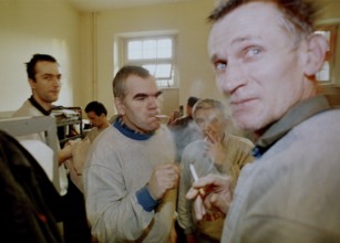 Tuzla, BIH, 01.05.1993 -- PACKAGE - MORE IMAGES ON REQUEST- Serbian prisoners of war in a prison in