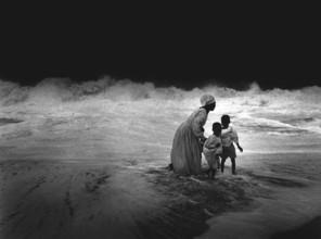NGA, Lagos, 20.05.97 -- Free churches in Lagos. -- The waves of the Atlantic ocean wash around