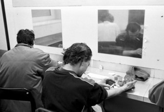 Frankfurt/Main, DEU, 15.03.2000 -- Frankfurt printing room. Drug emergency service rooms in