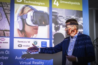 DEU Germany Germany Zwickau The head of the VW plant, Reinhard de Vries, during a press conference