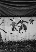 BIH, Bosnia, Mostar, 07.10.2005, image of a battle scene on a playground