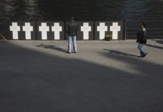 DEU Germany Berlin Memorial for escape victims of the division behind the Paul Löbe House. Scene on