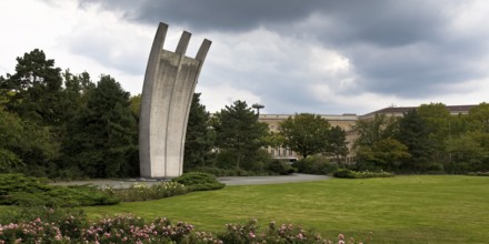 Berlin-Tempelhof airlift memorial based on plans by Eduard Ludwig, popularly known as Hunger Rake