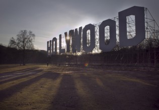 DEU Germany Berlin The construction work for the 14 meter high and 53 meter wide 'Holywood'