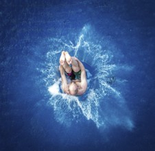 DEU Germany Germany Berlin Splashdiver Christian 'Elvis' Guth at his workplace in the Olympic