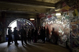 DEU Berlin Visitors to Tacheles Germany Berlin Visitors at the Tacheles building