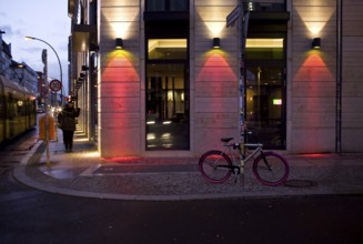 DEU Germany Berlin A bicycle with pink tires is on the corner of Rosenthaler Straße in Berlin Mitte