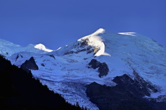 Snow-capped Dome du Goûter, Chamonix-Mont-Blanc, Haute-Savoie, France