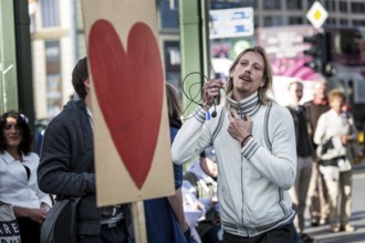 DEU Germany Germany Berlin The initiator of the Monday demonstration, Lars Mährholz, during a rally