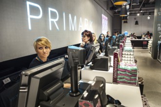 DEU Germany Germany Berlin Opening hopper of the new Primark movie at Alexanderplatz