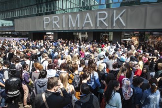 DEU Germany Germany Berlin Opening of a Primark movie at Alexanderplatz. Protests by several groups