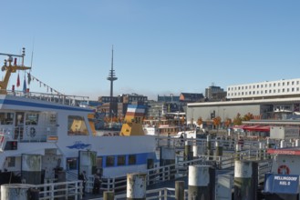 Port, Baltic Sea, Kiel Fjord, shipping, harbor tour, historic paddle steamer Freya, regular ferry