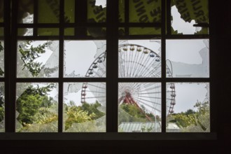 DEU Germany Germany Berlin Still life in the abandoned Spreepark in Plänterwald, the largest
