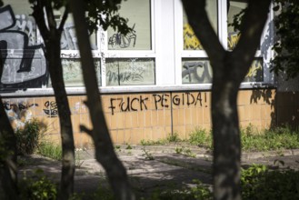 DEU Germany Germany Berlin Living in Berlin-Hellersdorf. Anti-Pegida Grafitti