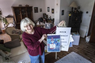 DEU Germany Germany Berlin House visit to Irmela Mensah-Schramm, who has been fighting the