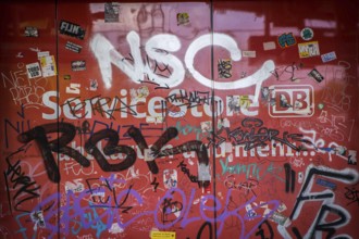 DEU Germany Germany Berlin Graffiti on an outer wall of a Deutsche Bahn service store at the