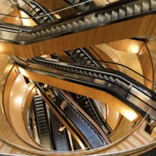 Escalators, Kaufhaus des Westens, KaDeWe, Tauentzienstraße, Charlottenburg, Berlin, Germany