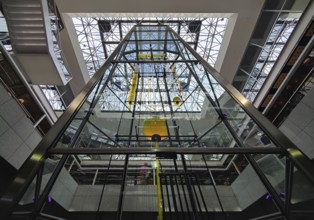 Europa-Center, thirteen meter high water clock with the title Clock of Flowing Time by Bernard