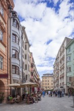 Restaurants and historic houses in Herzog-Friedrich-Straße, Old Town, Innsbruck, Tyrol, Austria