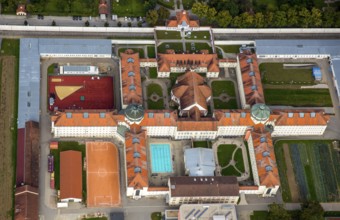 JVA Straubing Justzvollzug Bayern, prison Straubing with inner courtyard and swimming pool,